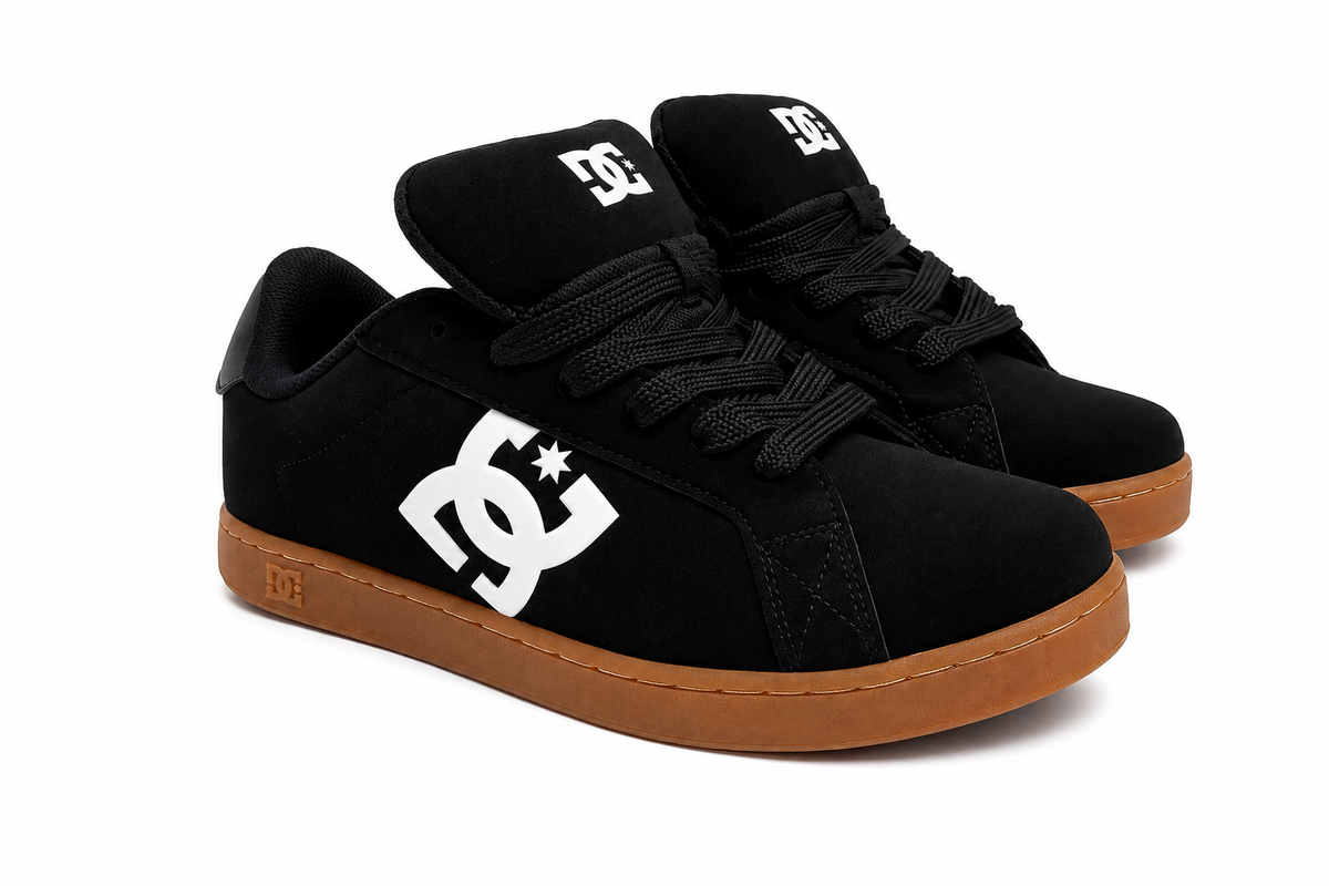 DC Striker 2 XL Men's Black/Gum Leather Low Top Lace Up Sneakers Different Sizes